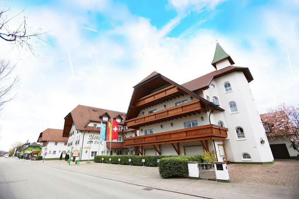 Hotel Am Park 3*